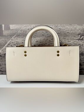 EUC Coach Rogue 26 Shoulder Bag in Glovetanned Leather Chalk Brass CU047